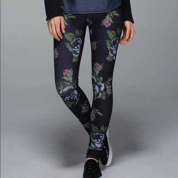 lululemon athletica Pants - Lululemon Women’s Size 8 Full On Luon Garden Party High Times Pant